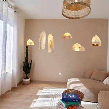 2br Near Centre - Boho Style, Hidden Room, Free Parking *